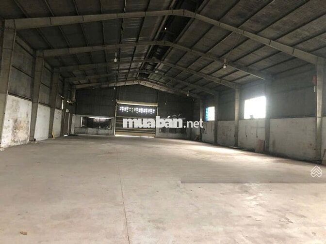 Cho thuê kho xưởng 1000m2, văn phòng 500m2, MT Quốc lộ 1A, Bến Lức