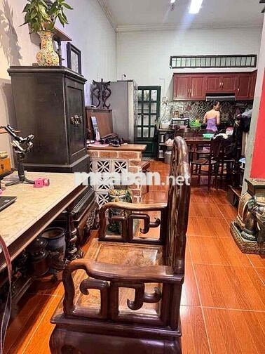 BÁN NHÀ SÁT SIÊU THỊ PARC MALL - CAO LỖ QUẬN 8 XE HƠI NGỦ TRONG NHÀ