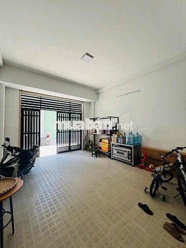 BÁN GẤP CĂN NHÀ MẶT TIỀN ĐƯỜNG XÃ QUI ĐỨC - 63M2 - SHR