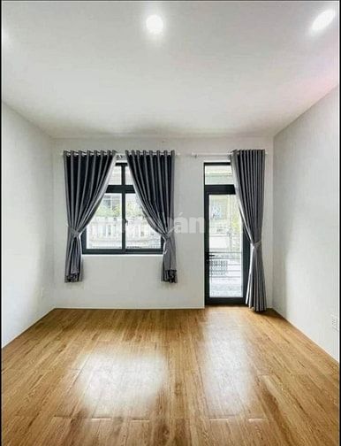 Bán nhà chợ Liên Khu 5-6, 2pn, 2 toilet, 1 phòng thờ, Quận BT