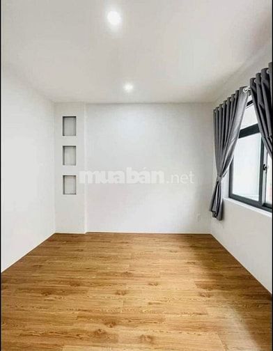 Bán nhà chợ Liên Khu 5-6, 2pn, 2 toilet, 1 phòng thờ, Quận BT