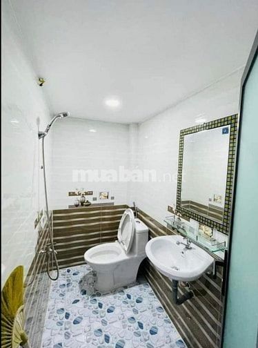 Bán nhà chợ Liên Khu 5-6, 2pn, 2 toilet, 1 phòng thờ, Quận BT