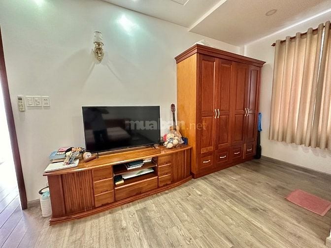 Villa compound Trần Não, 300m2, 5 phòng ngủ, đầy đủ nội thất, 80 tr/th