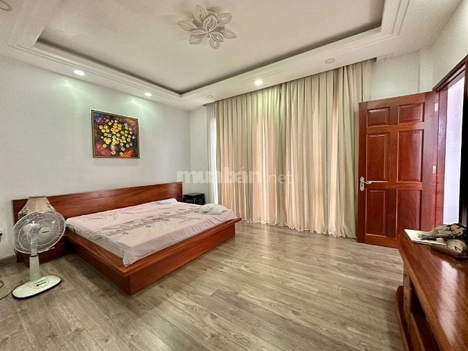 Villa compound Trần Não, 300m2, 5 phòng ngủ, đầy đủ nội thất, 80 tr/th