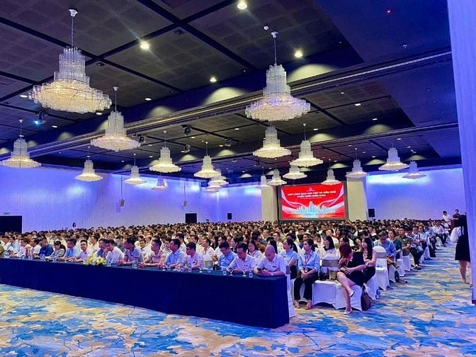 TUYỂN DỤNG NHÂN SỰ KINH DOANH NHÀ PHỐ TP.HCM