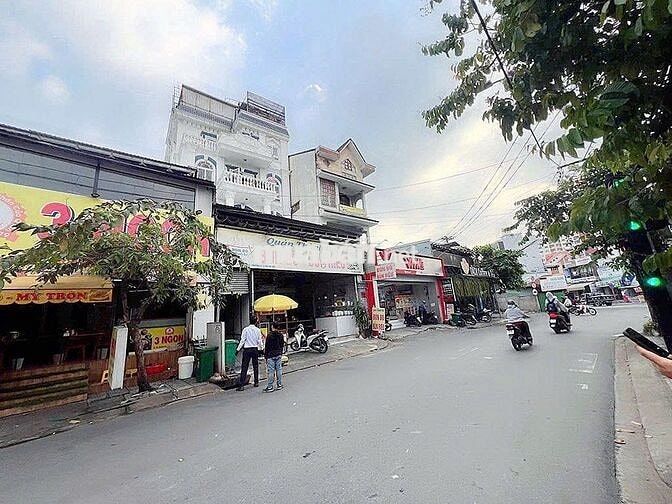 CHO THUÊ MẶT BẰNG KINH DOANH GÓC NGÃ 3 MẶT TIỀN NGUYỄN VĂN DUNG (8X20)