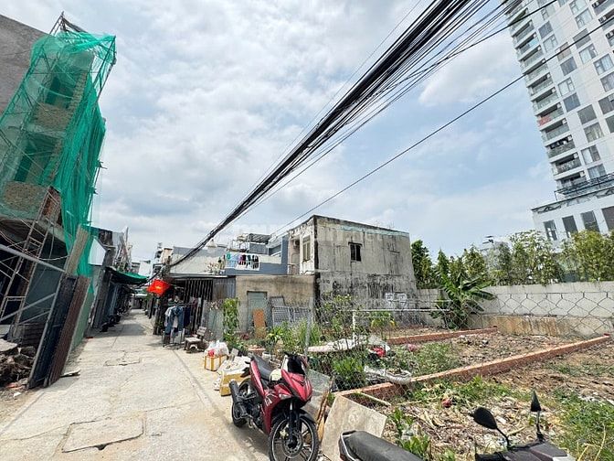 Bán đất đường số 6, Hiệp Bình Phước, Thủ Đức – 75m2- sổ riêng