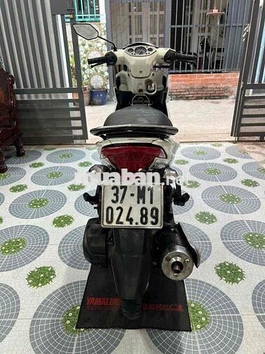 novo 4 Trắng đen