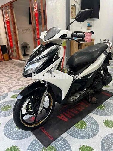 novo 4 Trắng đen