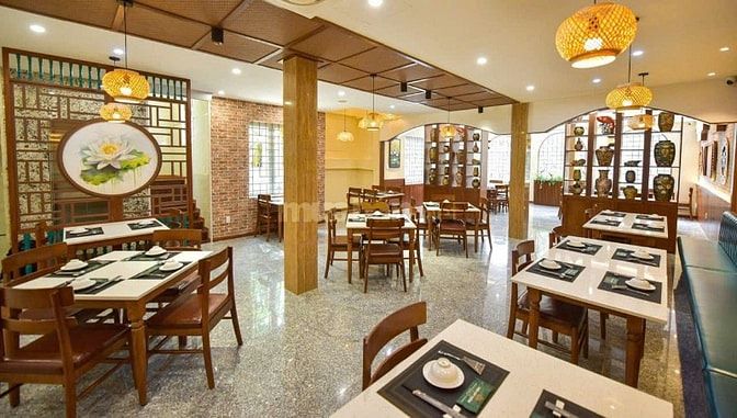 BÁN GẤP NHÀ HÀNG GÓC 2 MẶT TIỀN HUỲNH LAN KHANH, P.2, TÂN BÌNH