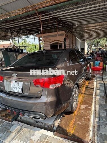Kia Forte 2013 màu Nâu