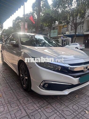 Honda Civic 1.8G Trắng, nhập Thái