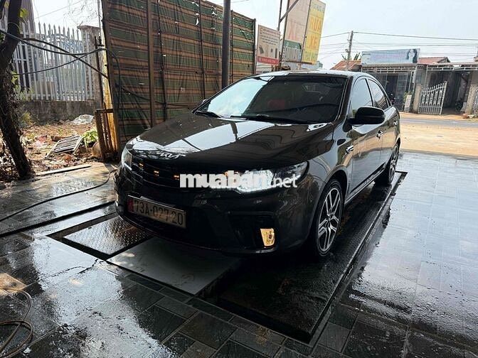 Kia Forte 2013 màu Nâu