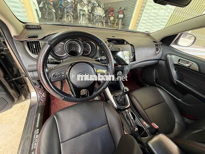 Kia Forte 2013 màu Nâu