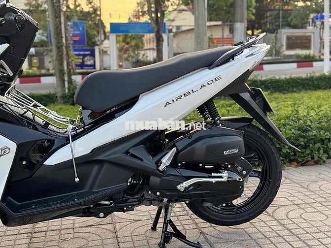 Honda Air Blade 2014 Trắng Đen Sporty Chính Chủ ✅💥