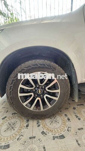 Chevrolet Colorado 2019 Trắng High country
