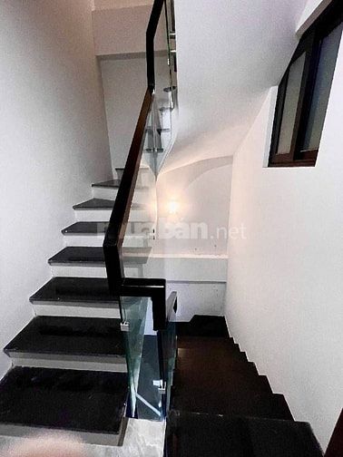 NHÀ DÒNG TIỀN - XUÂN ĐỈNH- DOANH THU 30 TRIỆU/ THÁNG- Ô TÔ LÙI CỬA, GẦ
