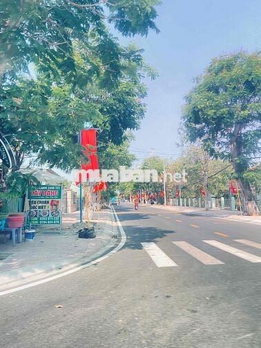 Bán đất mặt tiền duyên hải 278m2 - Trung tâm hành chính
