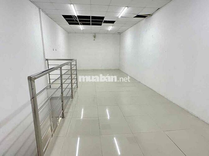 Mặt Bằng Vip Lê Hồng Phong ngay ngã tư. Dt 12x28m (có gác lửng).