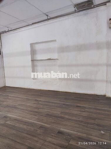 Nhà nguyên căn 14m² Nguyễn Xí, gác lửng, điện nước chính, có nội thất