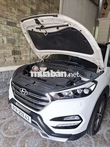 Hyundai Tucson Bản cao cấp Trắng