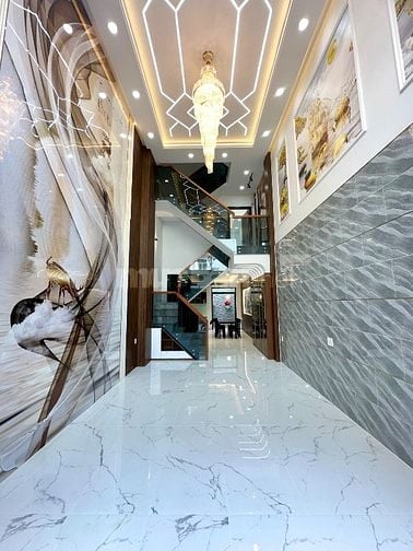 Nhà giá TỐT! 4.5 tấm 4x17 Lê Đức Anh gần khu TÊN LỬA