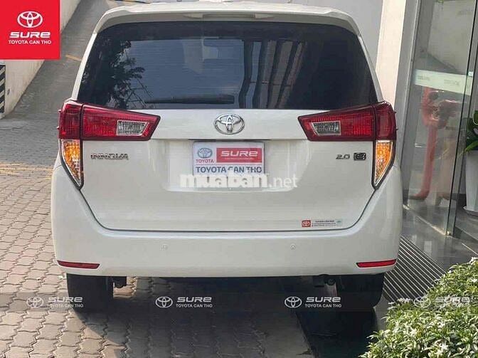 Toyota Innova 2020 2.0E Trắng