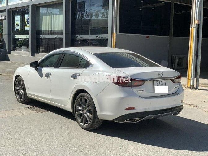 Mazda 6 2.5 Premium 2017 Trắng 85.000 km