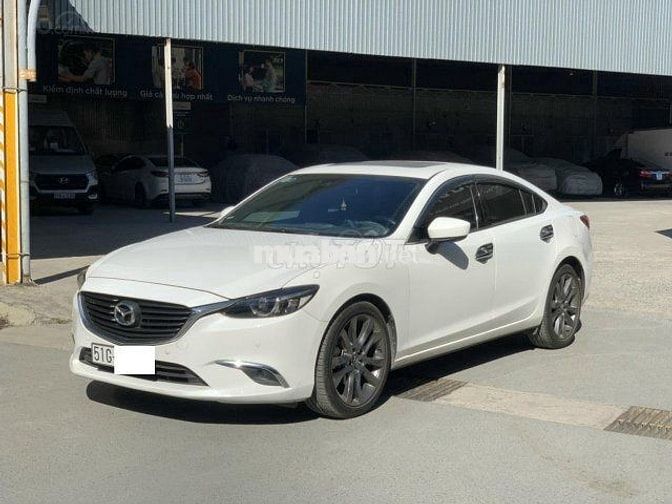 Mazda 6 2.5 Premium 2017 Trắng 85.000 km