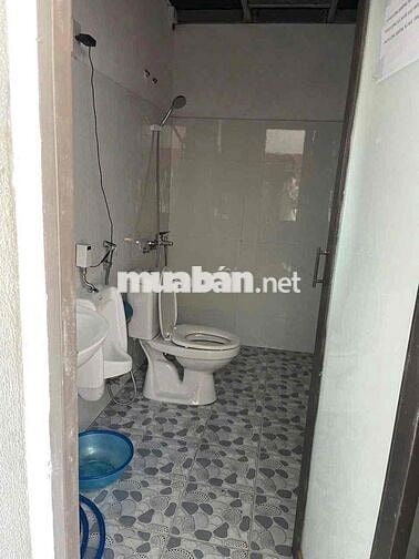 Cho thuê kho 2 tầng gần bến xe phía Bắc mặt tiền đường Phan Đình Thông