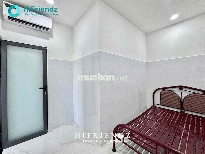 Phòng Giá Rẽ Toà Nhà Thang Máy Mới 100% Đẹp Mê