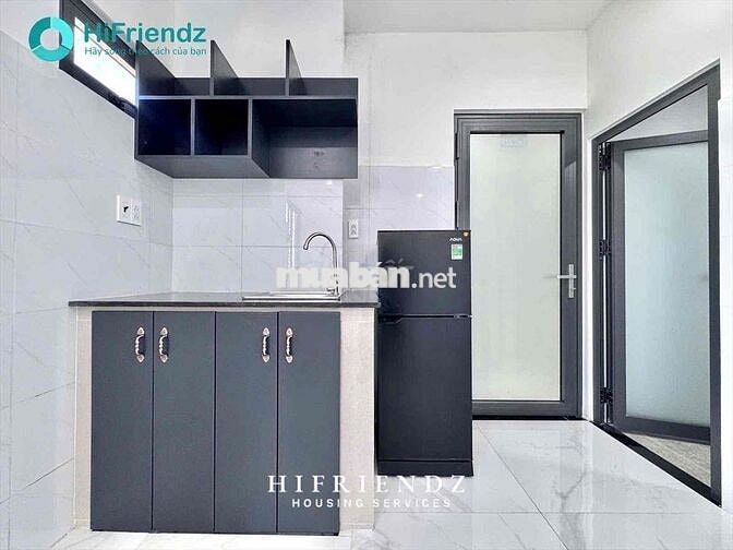 Phòng Giá Rẽ Toà Nhà Thang Máy Mới 100% Đẹp Mê