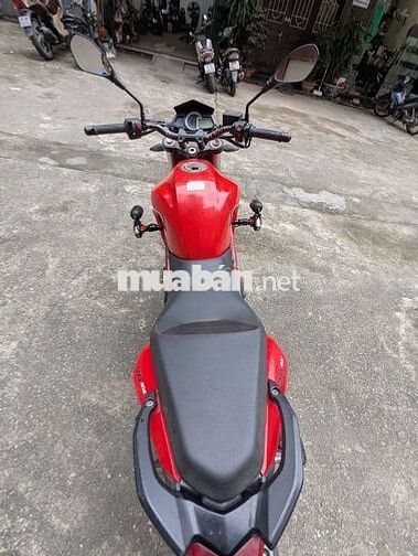 Benelli 302 màu Đỏ