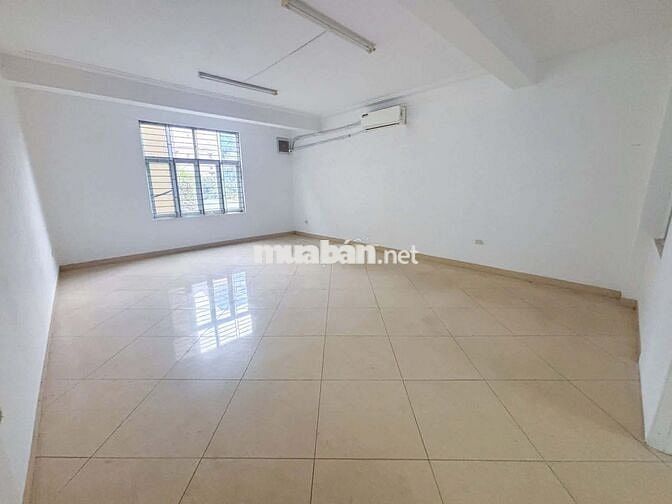 🔥[Free 1 tháng]🔥 Cho thuê nhà làm văn phòng, spa 219 Nguyễn Khoái