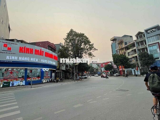 NHÀ MẶT ĐƯỜNG CỔ LOA – VIEW CÔNG VIÊN – KINH DOANH ĐỈNH