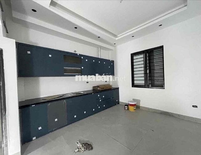 NHÀ MỚI UY NỖ – FULL THỔ CƯ – GẦN Ô TÔ – Ở NGAY