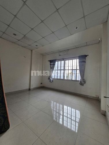 Nhà hẻm xe hơi thông ĐƯỜNG SỐ 28 - P.6 - dt 4.6m x 17,5m, Lửng + 3 tấm