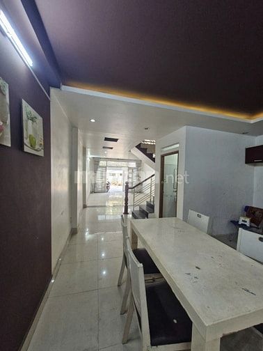 Nhà hẻm xe hơi thông ĐƯỜNG SỐ 28 - P.6 - dt 4.6m x 17,5m, Lửng + 3 tấm