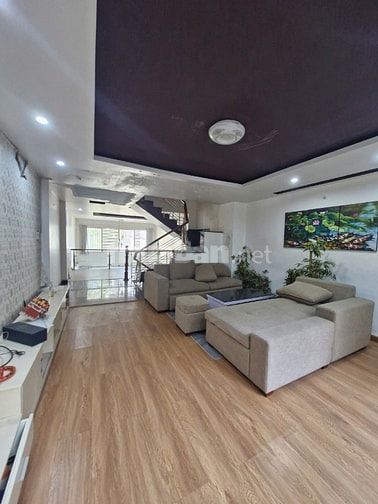 Nhà hẻm xe hơi thông ĐƯỜNG SỐ 28 - P.6 - dt 4.6m x 17,5m, Lửng + 3 tấm