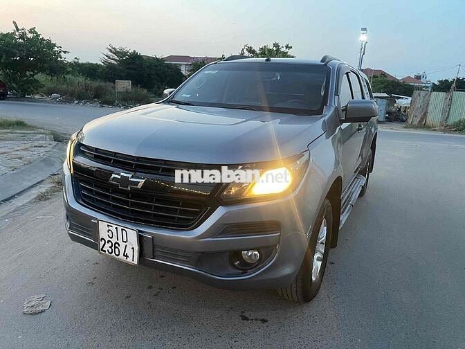 Chevrolet Colorado 2018 Xám