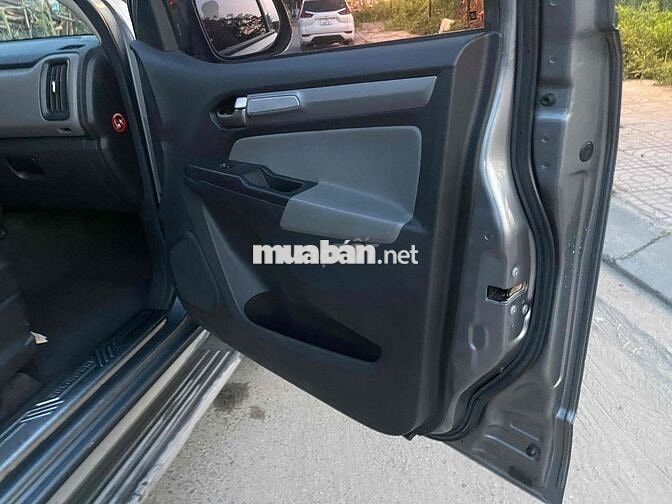 Chevrolet Colorado 2018 Xám
