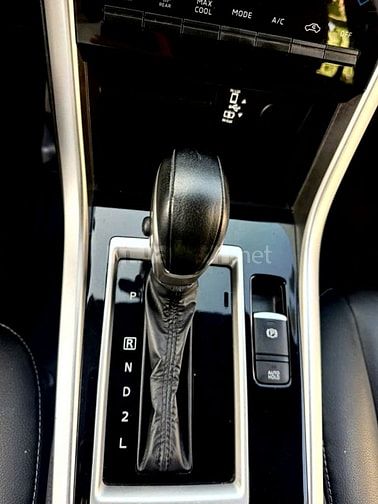 Bán rẻ MITSUBISHI XPANDER AT PREMIUM 2023 Zin độ Full Options tuyệtđẹp