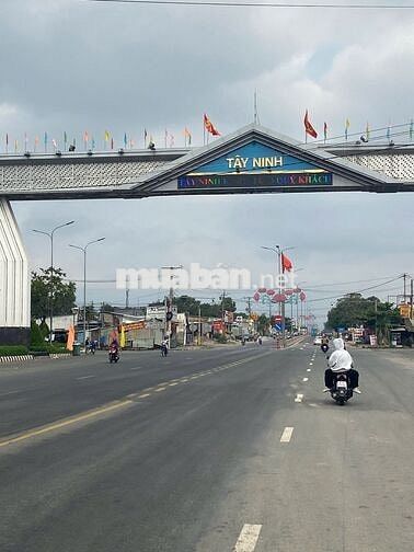 Đón sóng cao tốc-Trảng Bàng-đường Đặng Văn Trước-DT213m2-giá 795tr-SHR