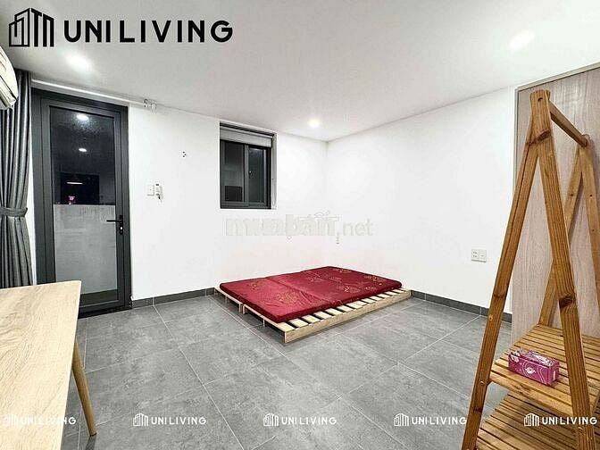 CHO THUÊ CHDV FULL NỘI THẤT CÓ BAN CÔNG NGAY EMART PHAN VĂN TRỊ