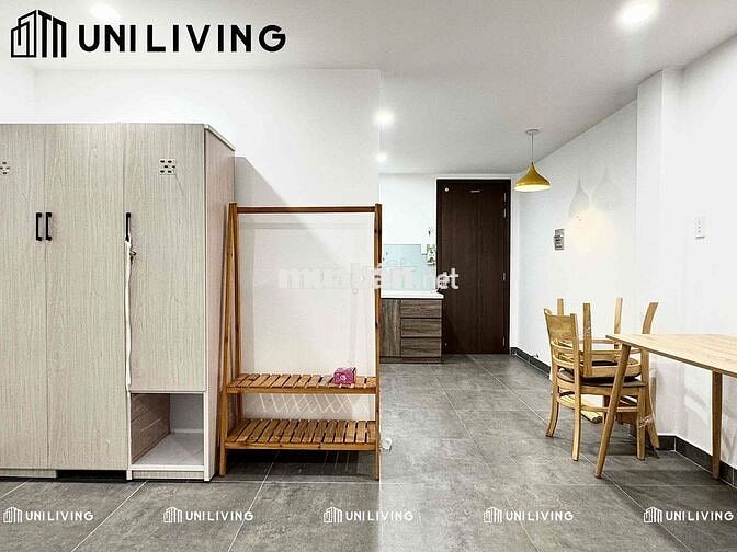 CHO THUÊ CHDV FULL NỘI THẤT CÓ BAN CÔNG NGAY EMART PHAN VĂN TRỊ