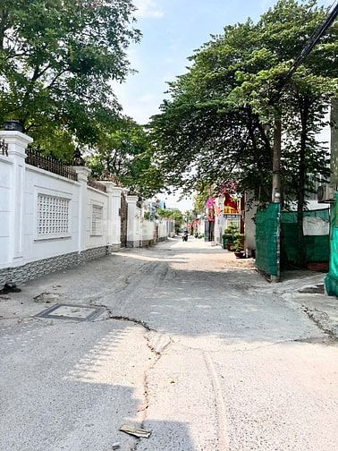 Cần Nhà Đang Ở. Thạnh Xuân 22. DT: 4 x 22m2. Giá: 7 tỷ