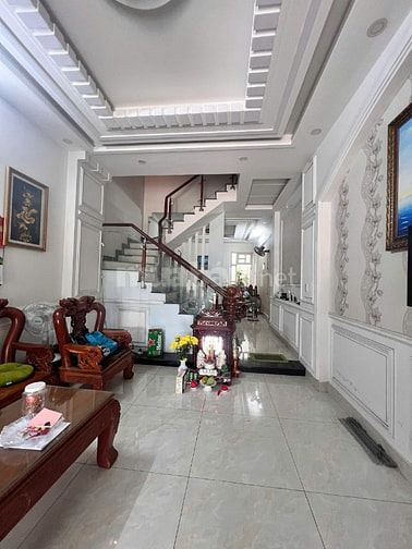 Cần Nhà Đang Ở. Thạnh Xuân 22. DT: 4 x 22m2. Giá: 7 tỷ