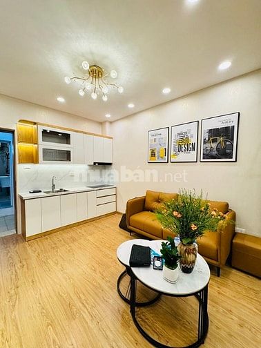 Bán CH tập thể Quỳnh Mai, Phố 8/3 ,Hai Bà Trưng 60m 2 ngủ giá 3,3 tỷ