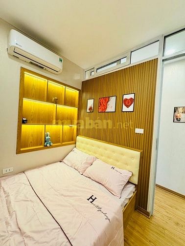 Bán CH tập thể Quỳnh Mai, Phố 8/3 ,Hai Bà Trưng 60m 2 ngủ giá 3,3 tỷ