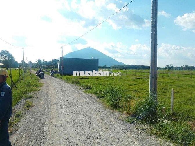 Nhà Thô  1trệt 1lầu(365triệu)5,5x15Full thổ,gần Chợ,Trường đường ôtô